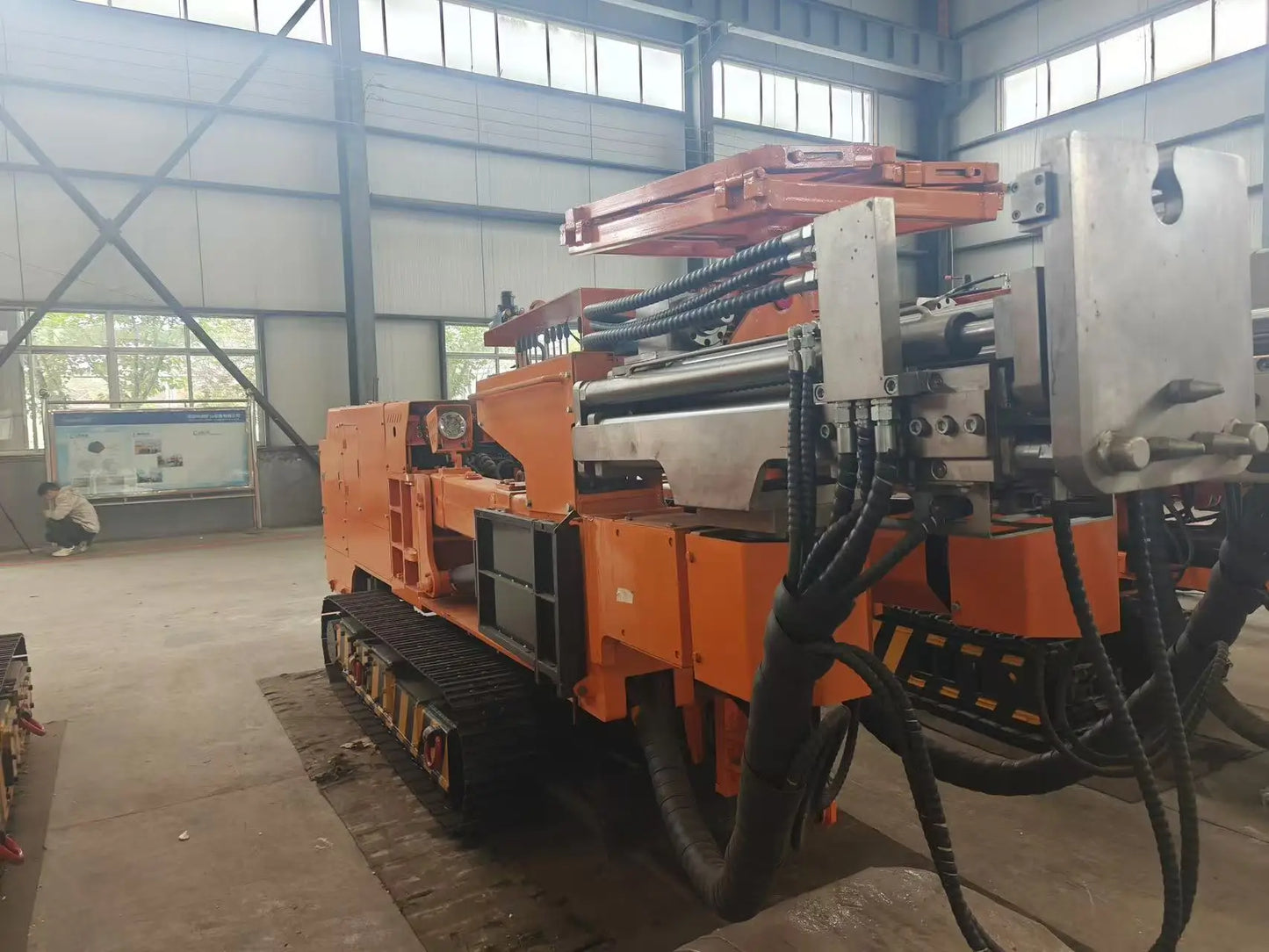 DTH Crawler Self-Propelled Drilling Rig Well for Mining Machines High Efficiency Crawler Drill Rig