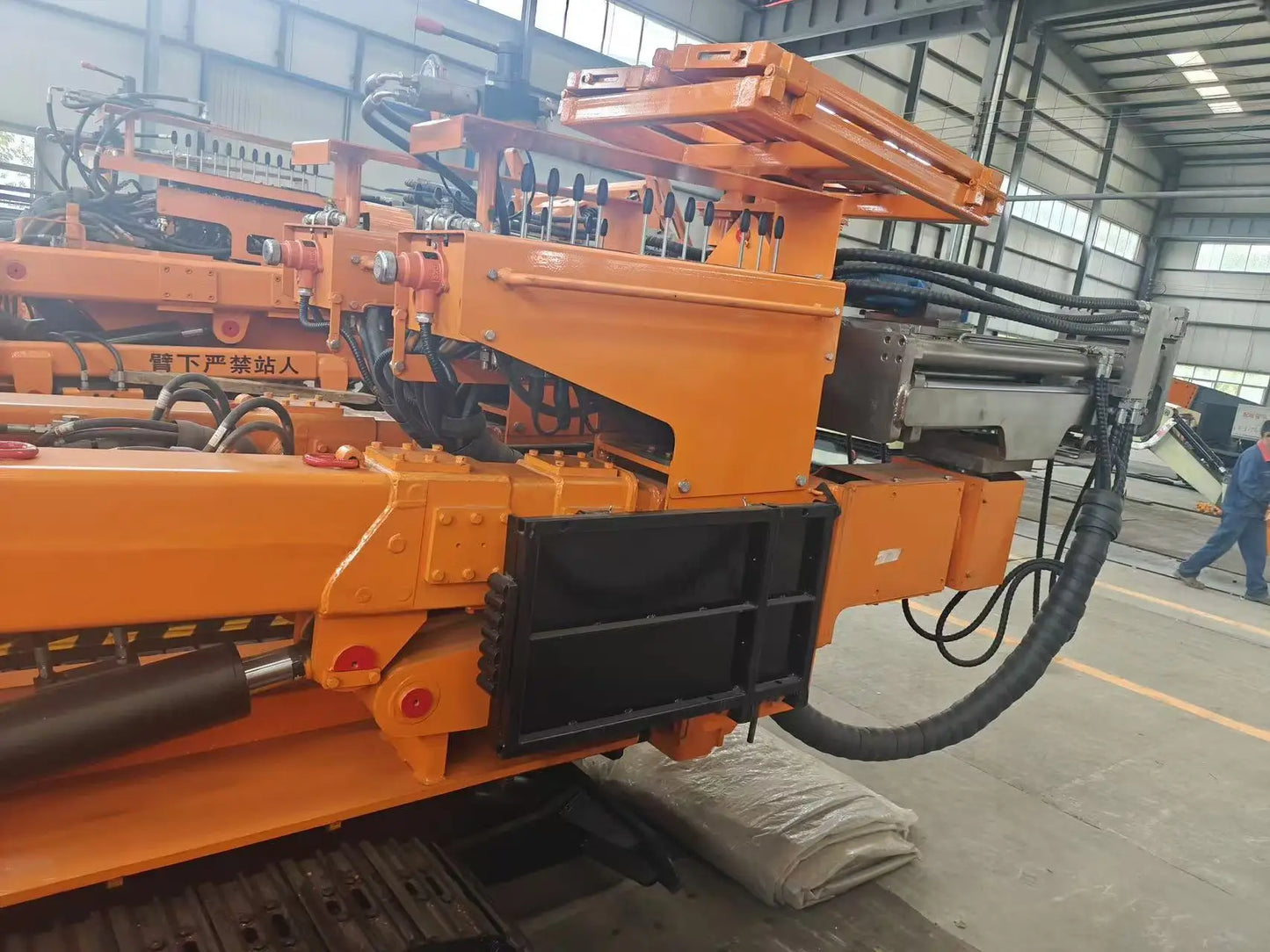 DTH Crawler Self-Propelled Drilling Rig Well for Mining Machines High Efficiency Crawler Drill Rig